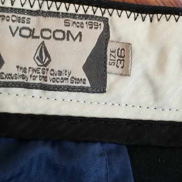 Volcom shorts 36 - Picture 2 of 9
